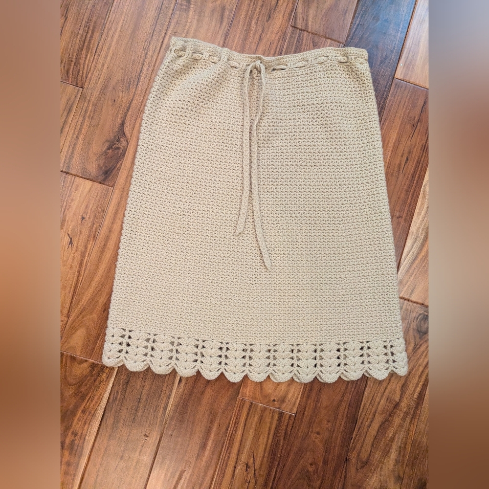 DKNY Cream Crochet Midi Skirt Size Large Euc
